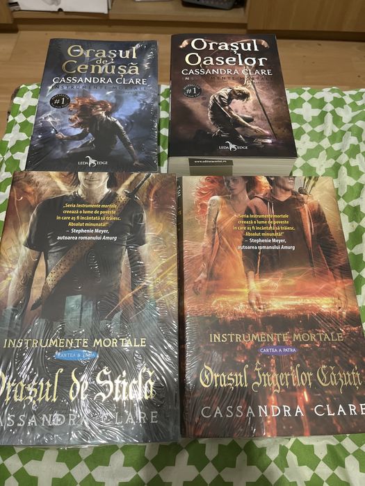 Seria Instrumente  mortale