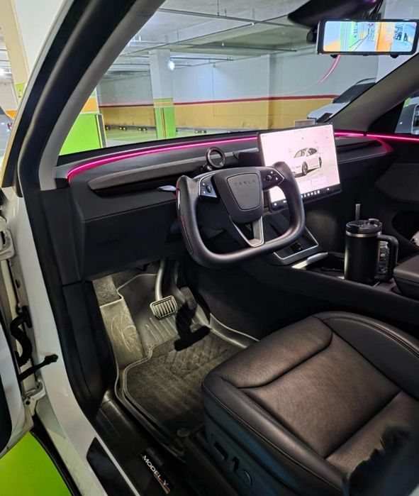 Tesla Model Y Rwd