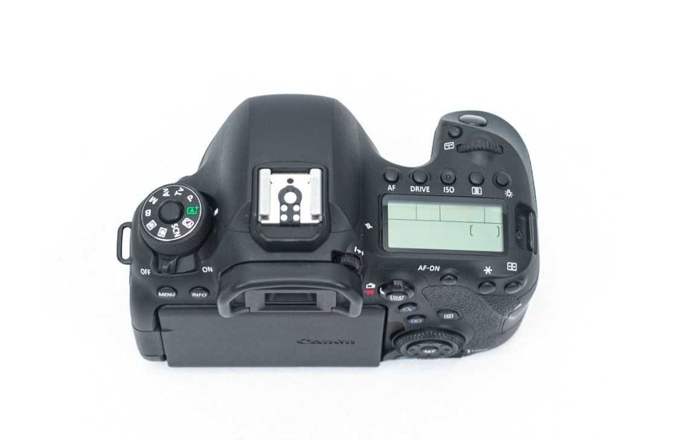 Canon EOS 6D Mark II - BODY - 43.000 de cadre - Aparat foto DSLR