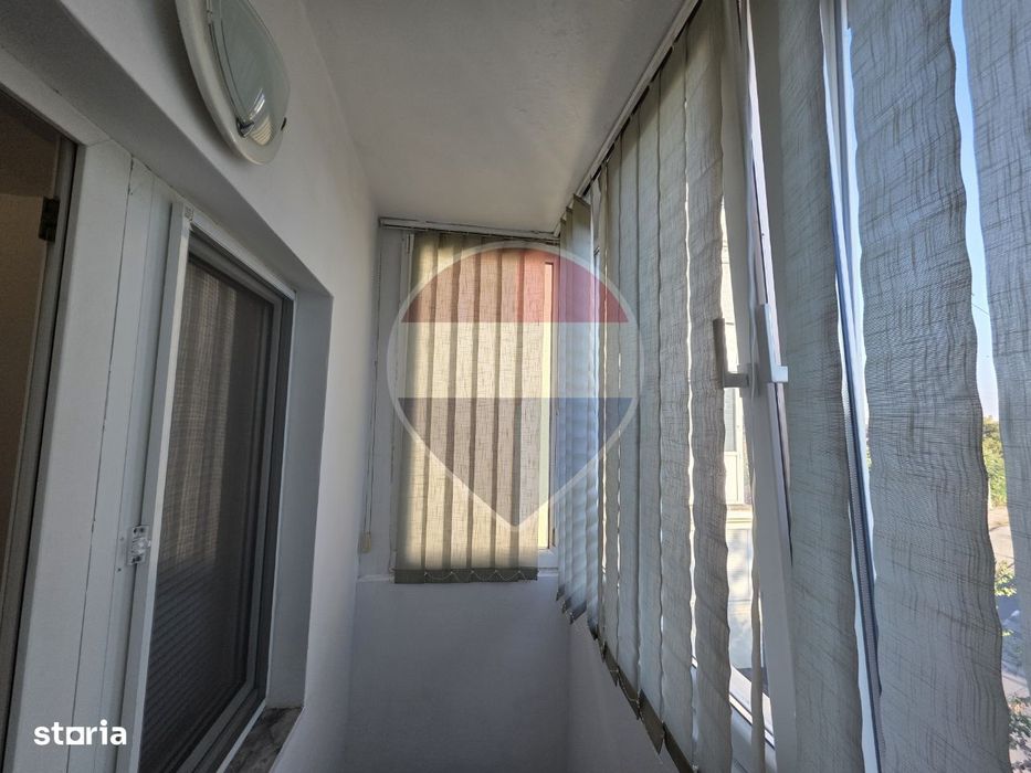 Apartament 4 camere decomandat etaj 2 centrala în zona Confectii
