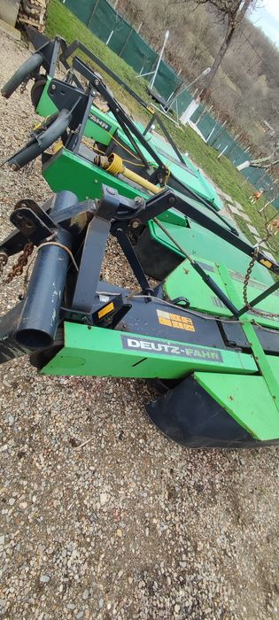 vand si dezmembrez cositoare  deutz fahr km 22 24 25