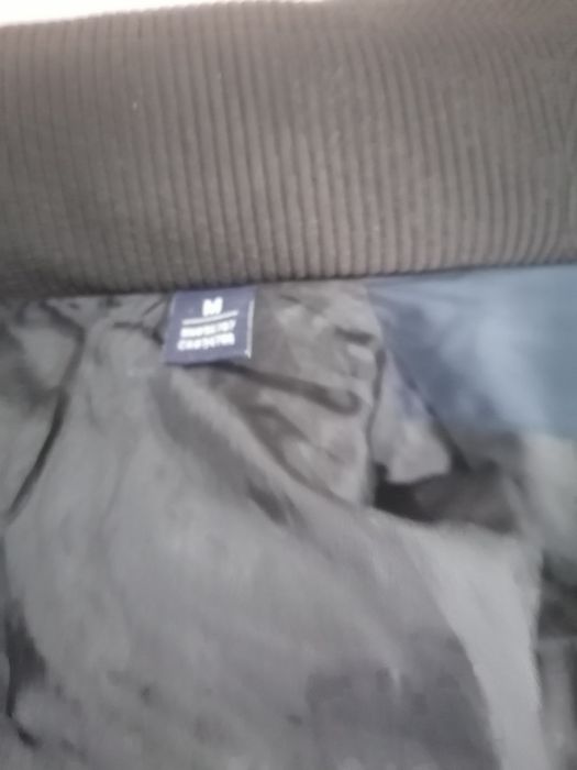 Мъжко яке. Без забележки.