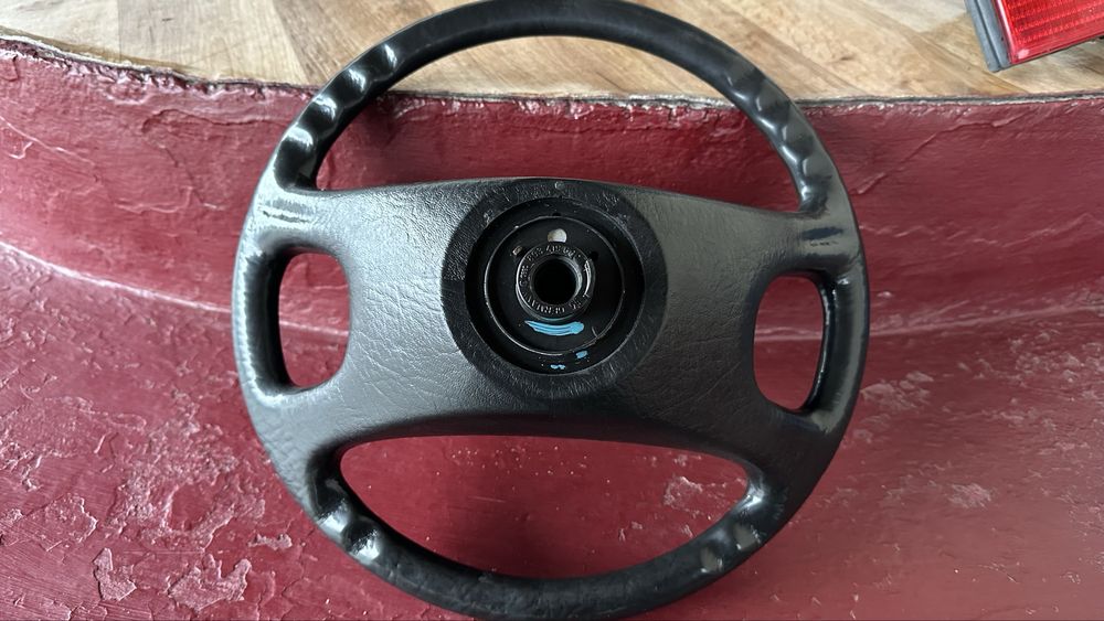 Руль ауди С4 в отличном состоянии
