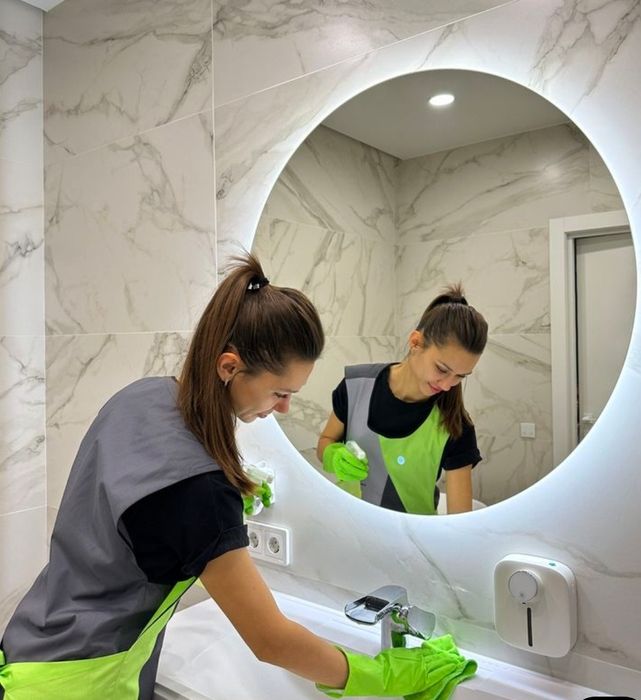 Uborka Navoiy xizmati 24/7