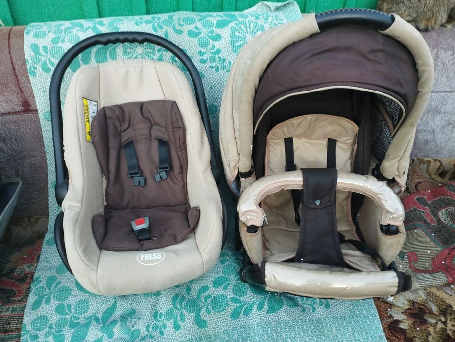 Продам коляску Rico Brano