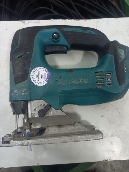 Акумулаторен ъглошлайф Makita