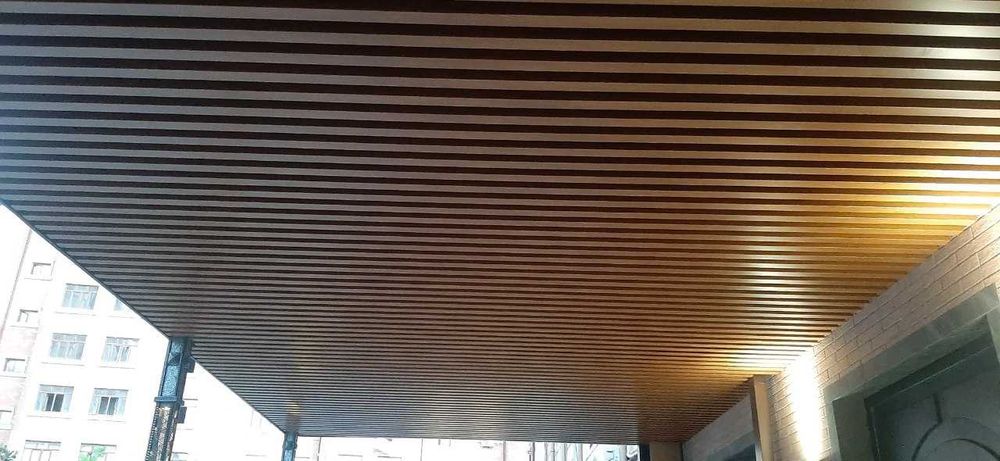 РЕЕЧНИ | РЕЕЧНЫЙ потолок | РЕЙЧНИ современный звукопоглащающий | Рейка