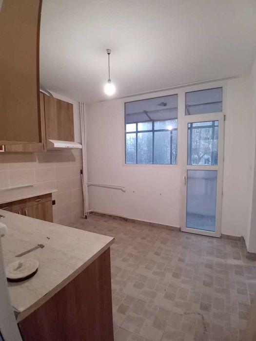 3-стаен под наем в Банишора