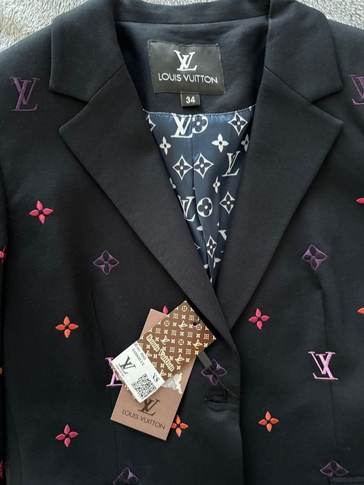 Sacou Louis Vuitton  dama negru marime XS blazer deosebit nou