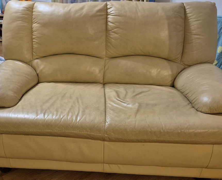 Set canapea si fotolii de piele Mobexpert cu spate integral acoperit