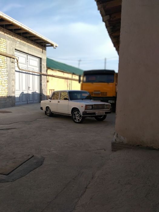 Vaz 21.07 holati ideal.