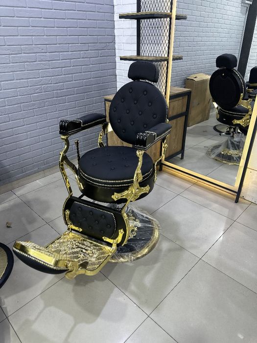 Премюм кресла для барбершопа