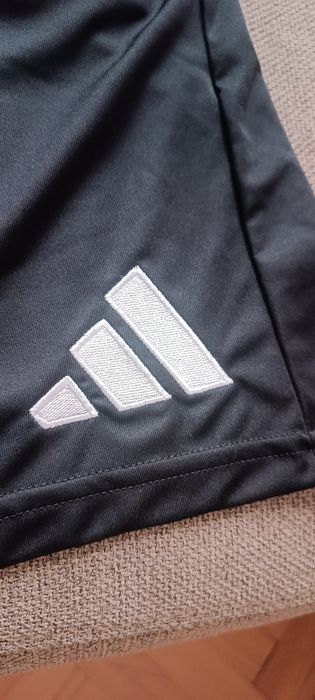 Адидас къси гащета XL
