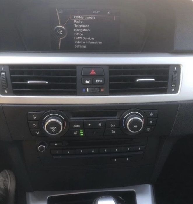 BMW 3 Series 2011 — imagine 5