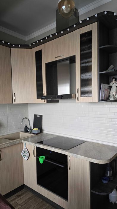 Кухонный гарнитур угловой Б/У