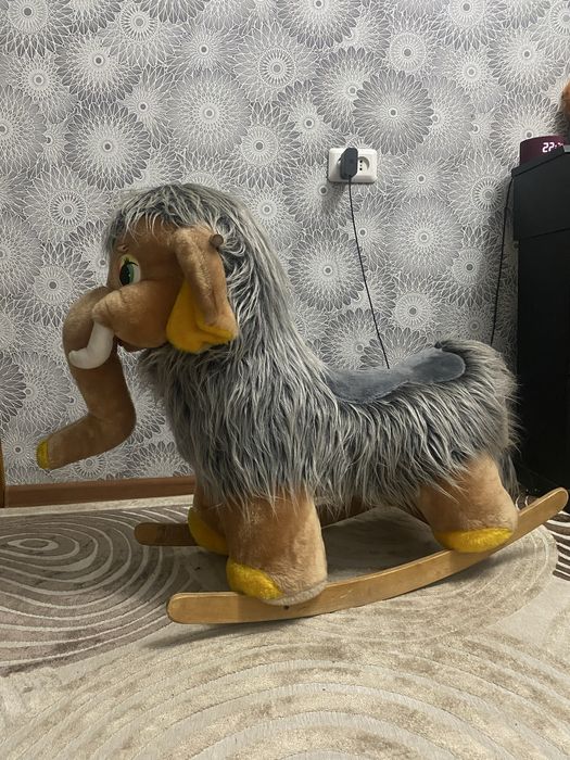 Продам детскую качалку «Мамонтенок»