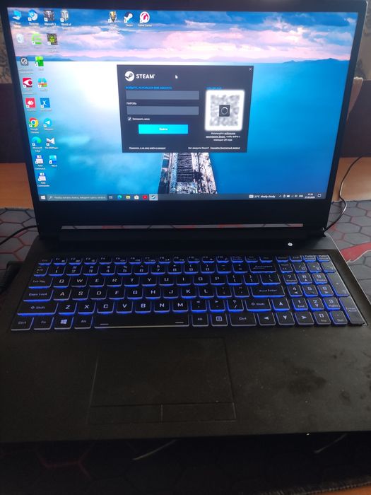 Notebook sotiladi!