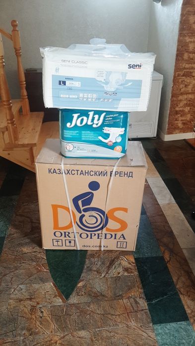 Инвалидная коляска в упаковке, новая!