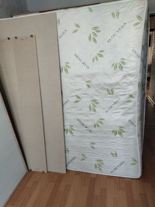 Продам Спалный гарнитур срочно