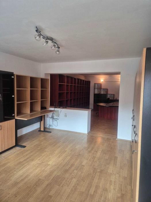 Închiriez vila în centrul Mun.Dr.Tr.Severin