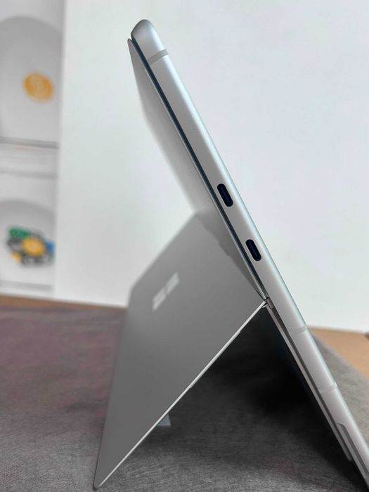 Microsoft Surface Pro 9 5G 512GB SSD 8GB RAM Ca Nou Garantie