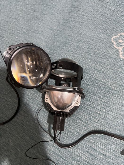Продам bi led линзы