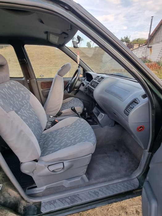 Vand Nissan  Terrano 2