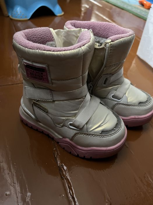 Сапоги для девочки. 26 размер.