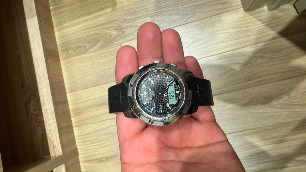 Часы TISSOT , Touch