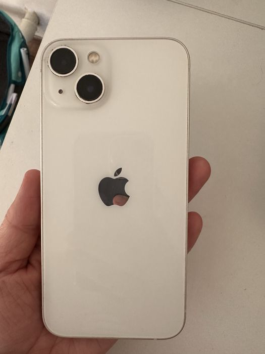 Продаю айфон 13