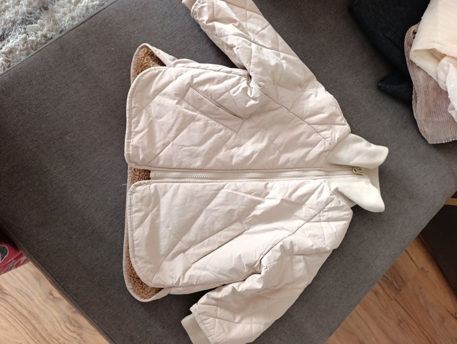 Яке на Zara  подходящо за сезона