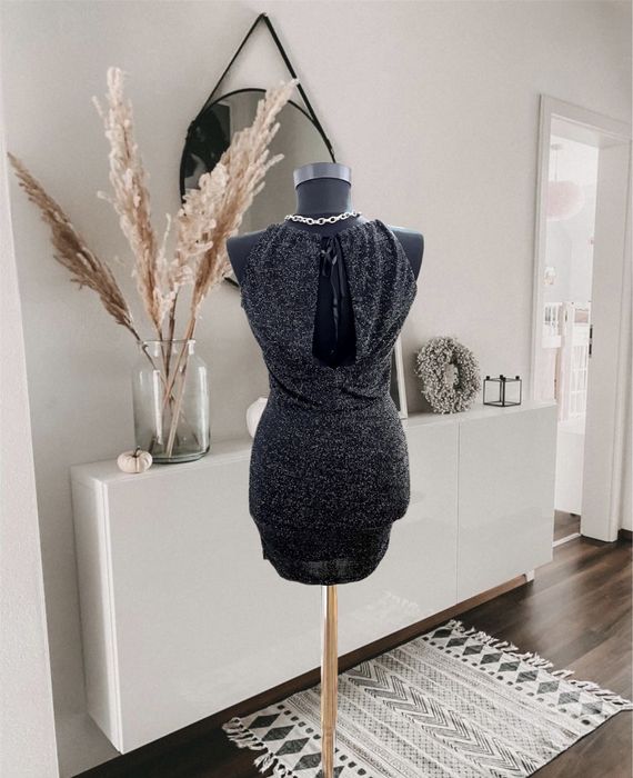 Rochie neagra Amisu cu sclipici spate semi-gol XS