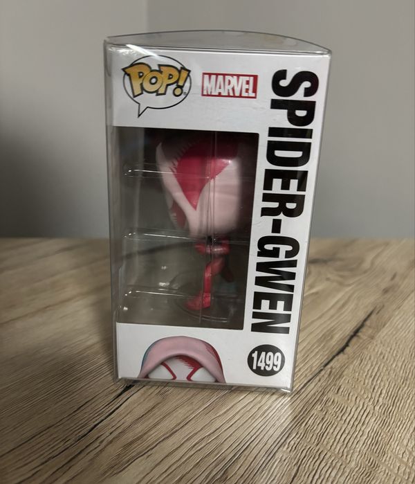 Spider-Gwen 7500pcs Limited Edition #1499 / Spider-Man Funko Pop (с протектор)