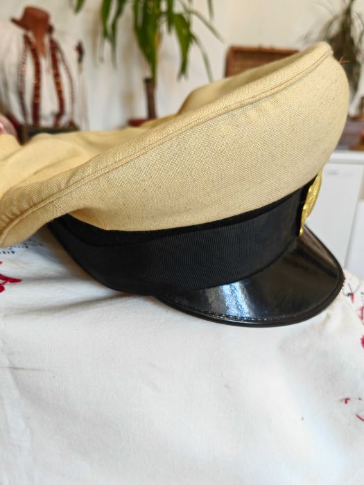 Две Български Офицерски Соц Военноморски Парадна и Строева Фуражки