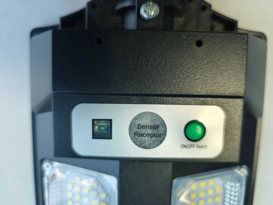 Lampa solara cu 6 ochi led cob si telecomanda