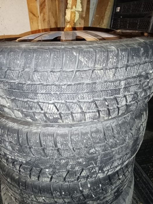 Продам шины на железных дисках 13