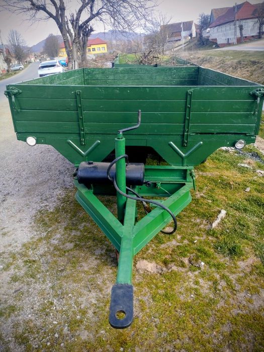 Remorca tractor agricola 6t ax dublu basculabila 3 parti frane recent adusa