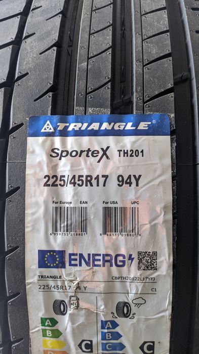 225/45R17 Triangle