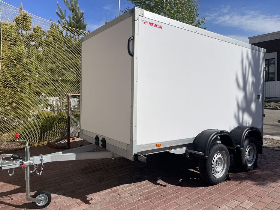 Прицеп легковой фургон