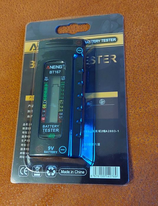 Tester baterie acumulatori 1.5 - 9 V fara baterii