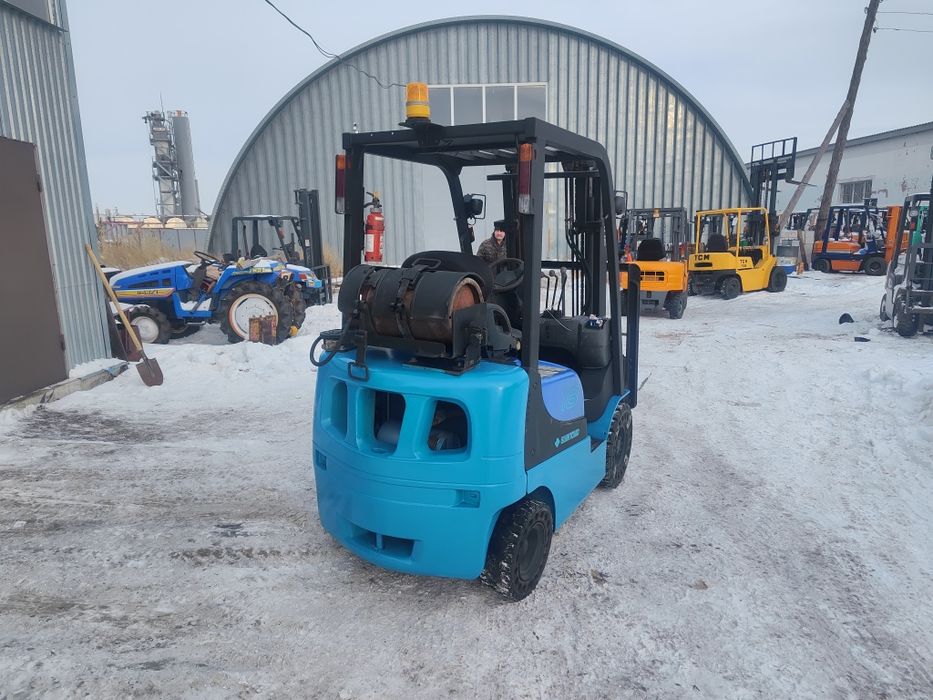 Продам вилочный погрузчик. Кара