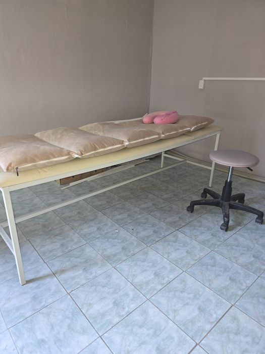 Кушетка, мебель для салона