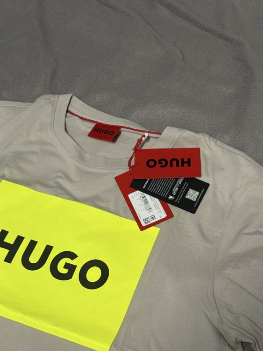 Tricou HUGO Nou cu eticheta