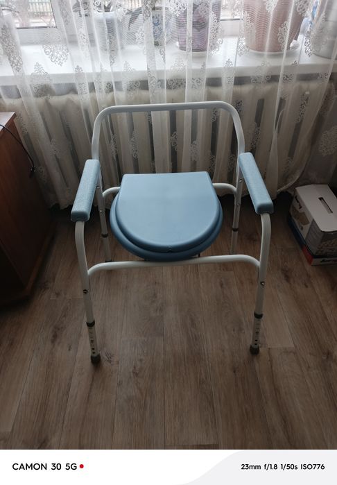 Кресло  - туалет