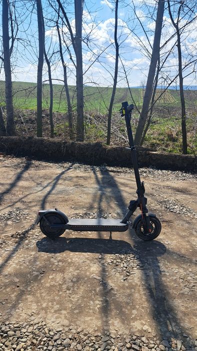 Trotineta electrica XIAOMI Scooter Elite, 10 inch, viteza maxima 25km/