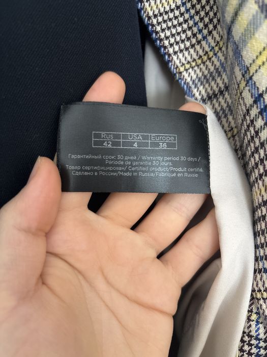 Продам жакет от бренда Pompa.