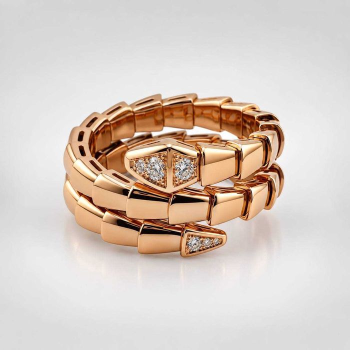 Кольцо Bvlgari Serpenti