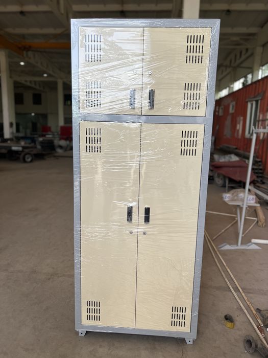 Металлический шкаф