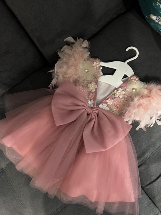 Новые платья и туфельки для девочки