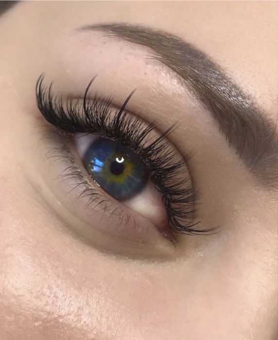 Обучение наращиванию ресниц